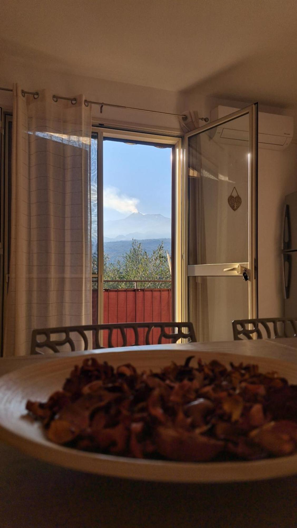 Sun House Sicily Apartman Mascali Kültér fotó